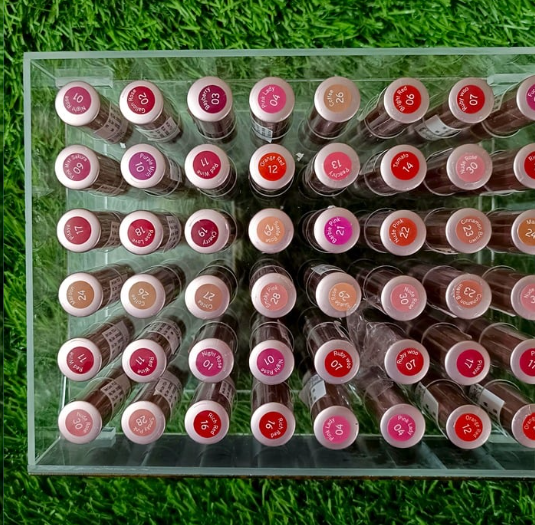 Magic Colour Lipstick